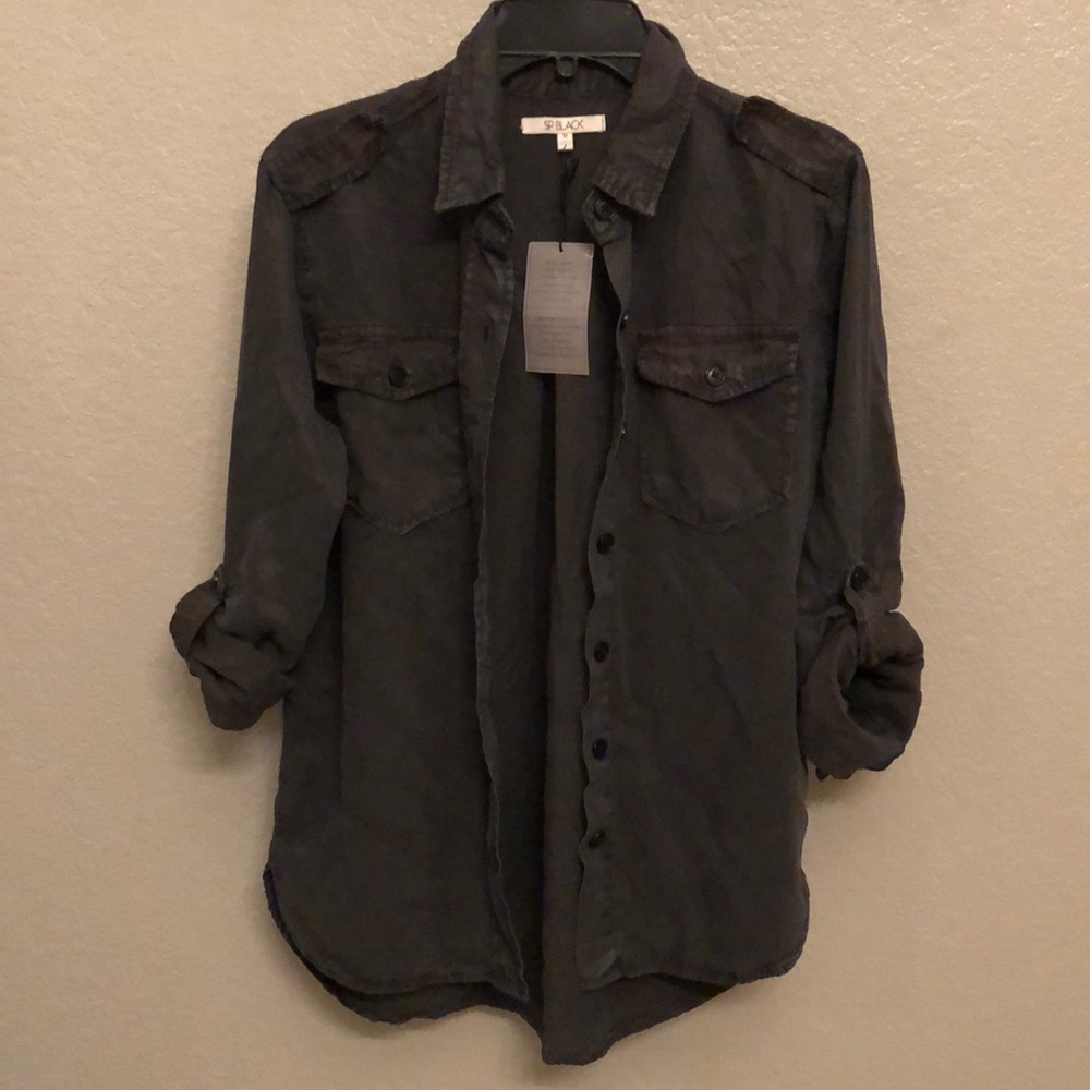 Green Button-up Top SP Black